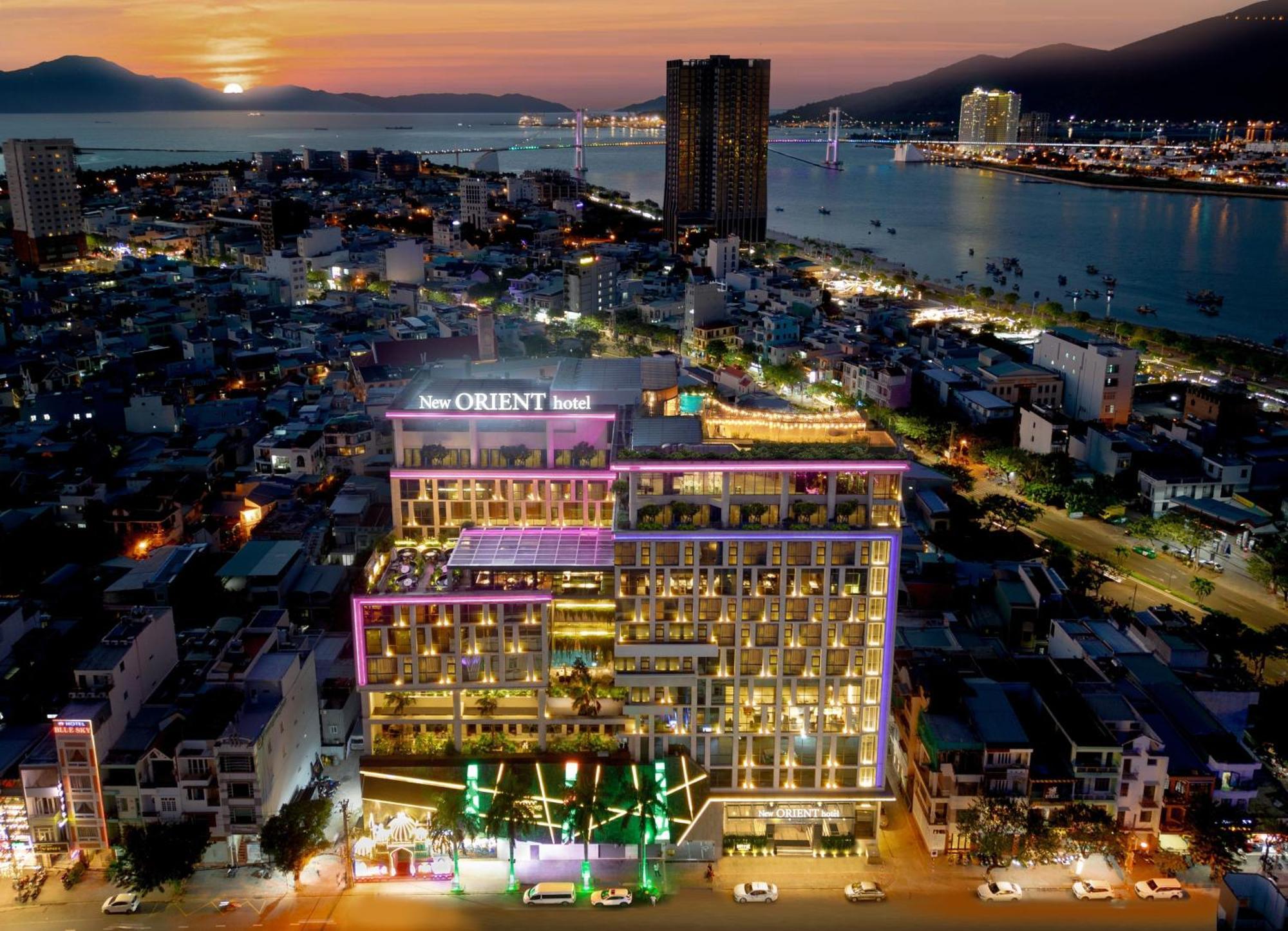 New Orient Hotel Da Nang Exteriör bild