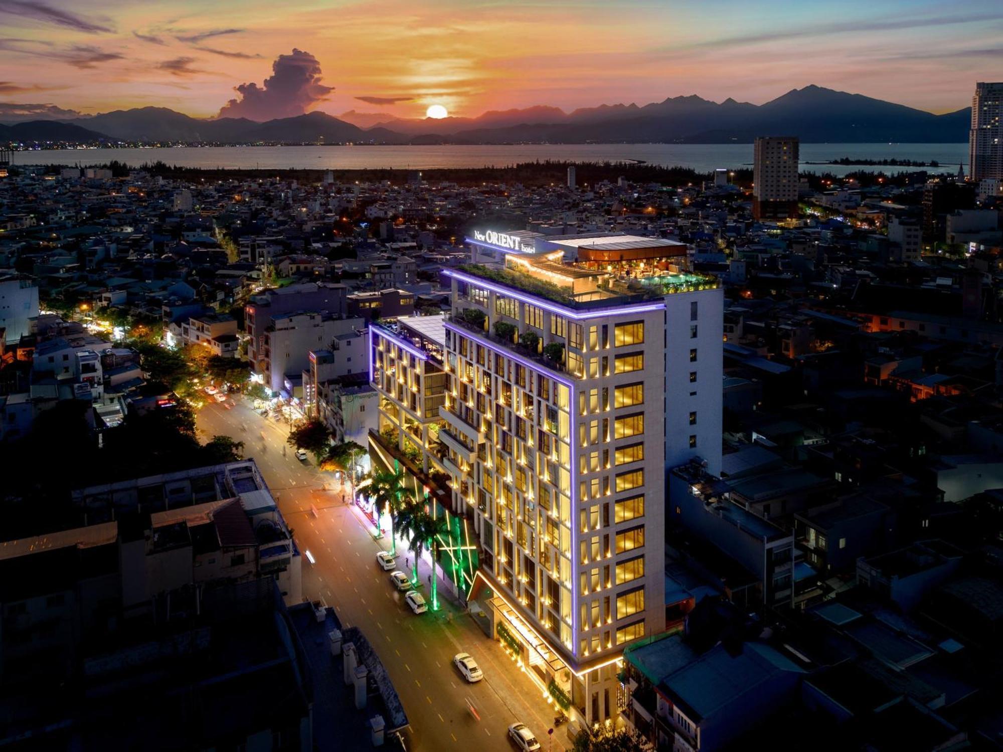 New Orient Hotel Da Nang Exteriör bild